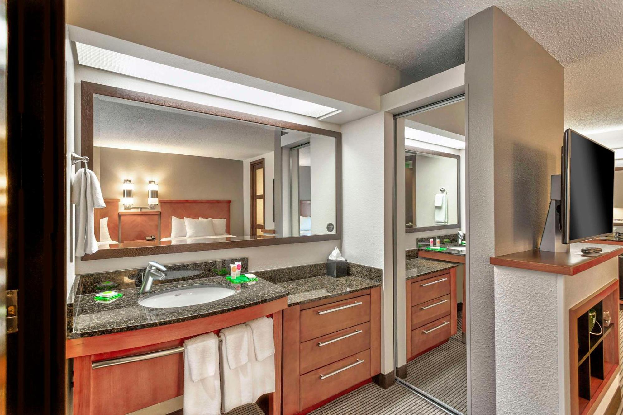 Hyatt Place Kansas City/Overland Park/Convention Center Εξωτερικό φωτογραφία