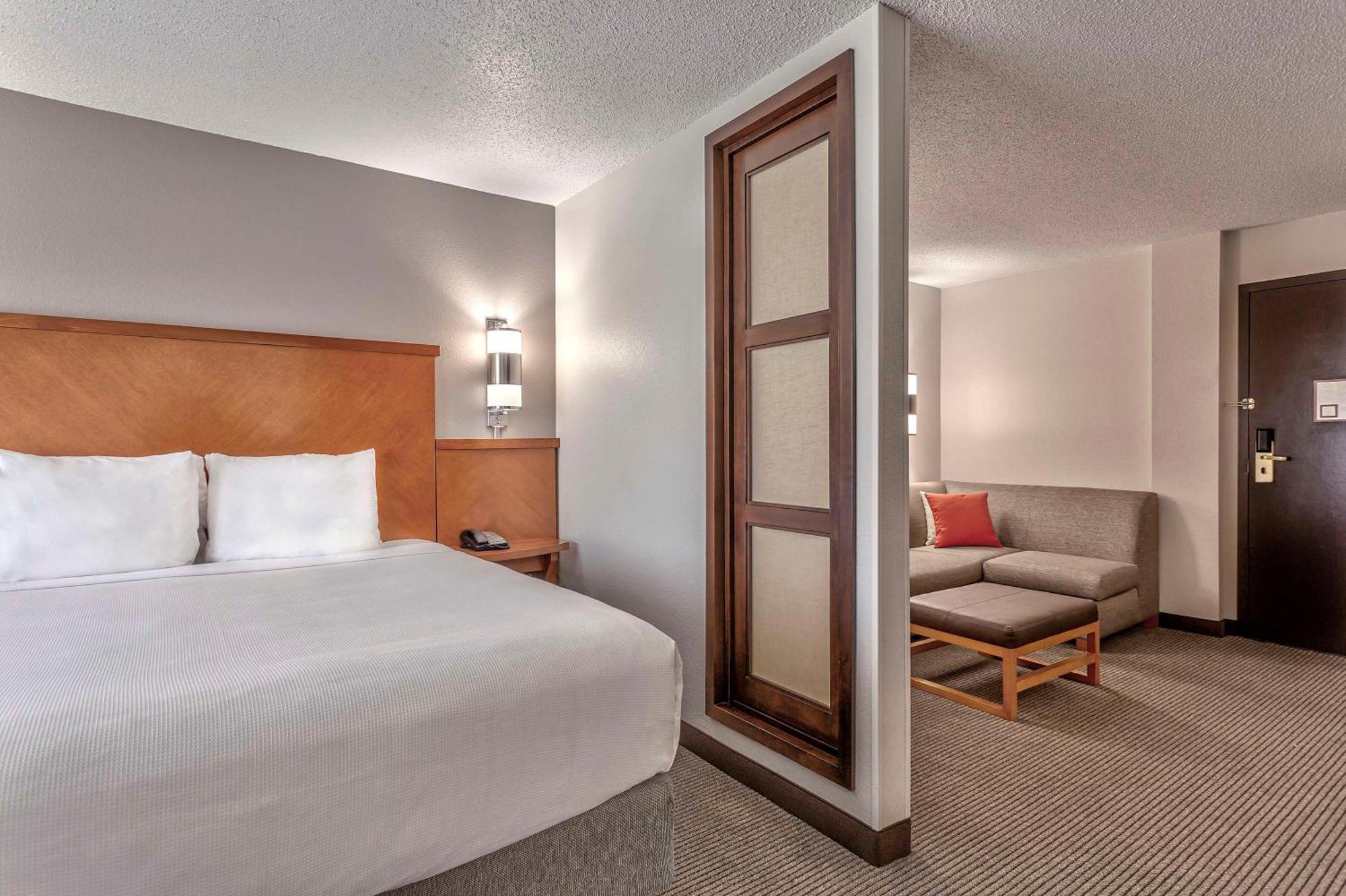 Hyatt Place Kansas City/Overland Park/Convention Center Εξωτερικό φωτογραφία