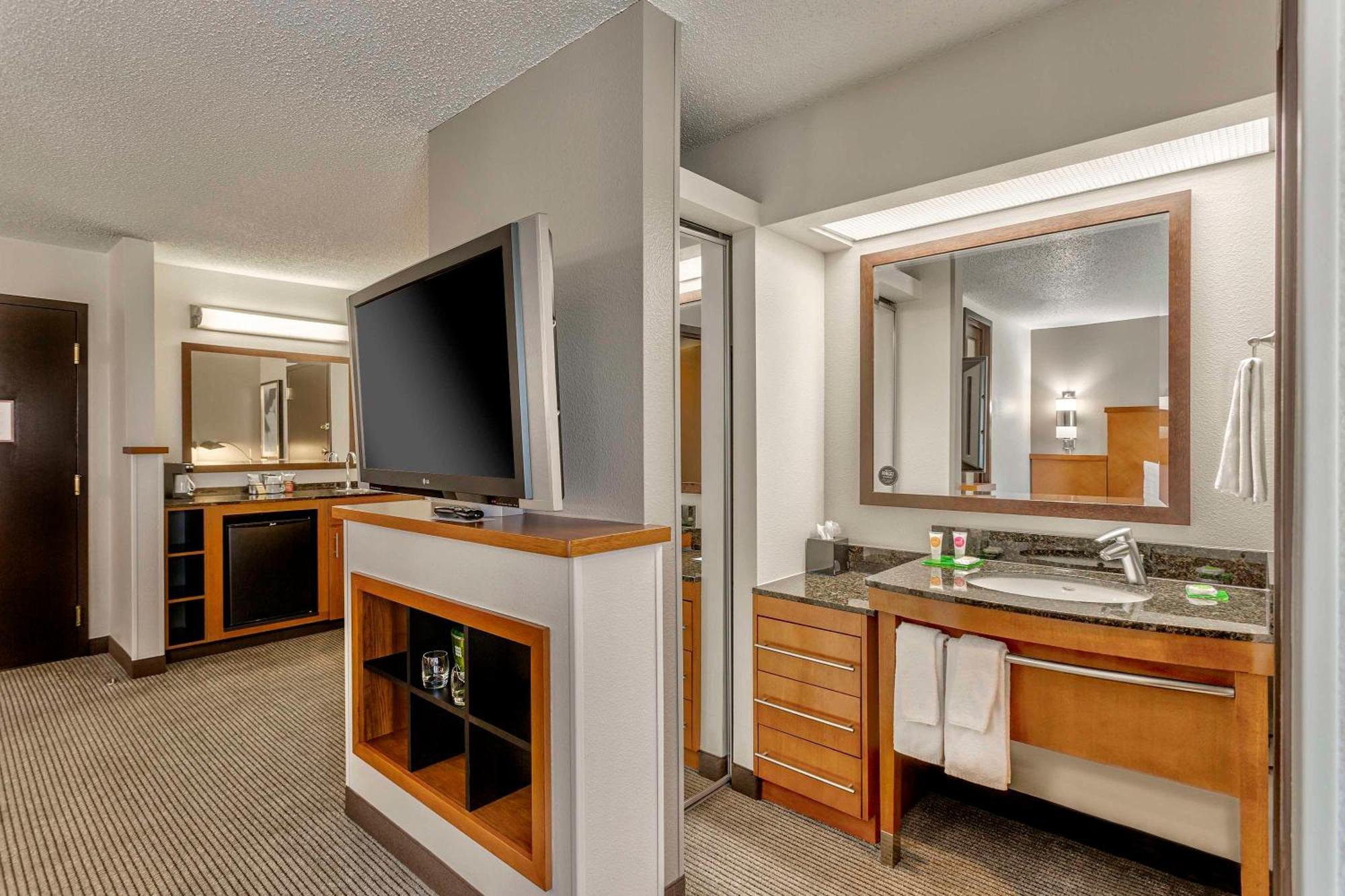 Hyatt Place Kansas City/Overland Park/Convention Center Εξωτερικό φωτογραφία