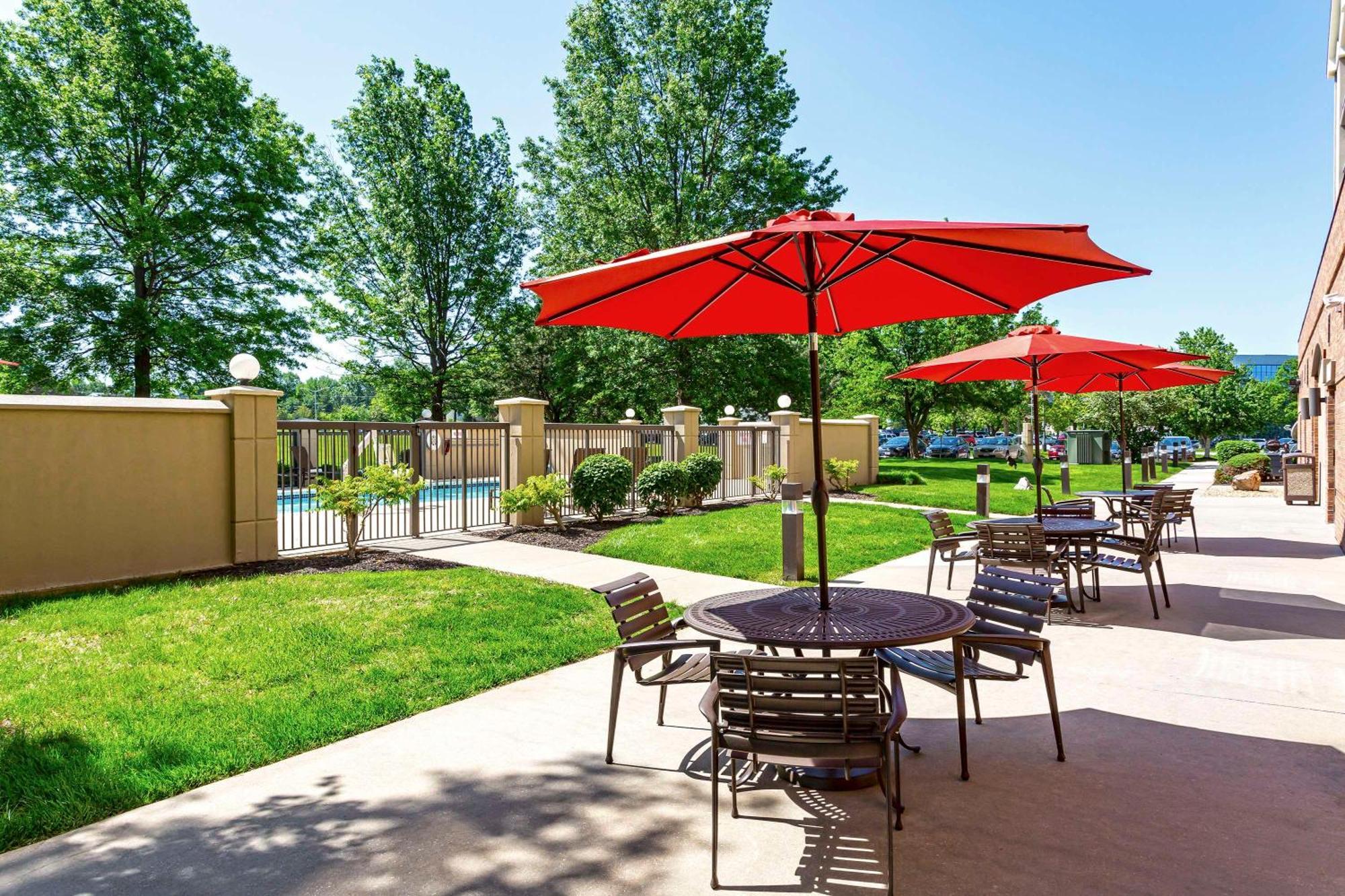 Hyatt Place Kansas City/Overland Park/Convention Center Εξωτερικό φωτογραφία