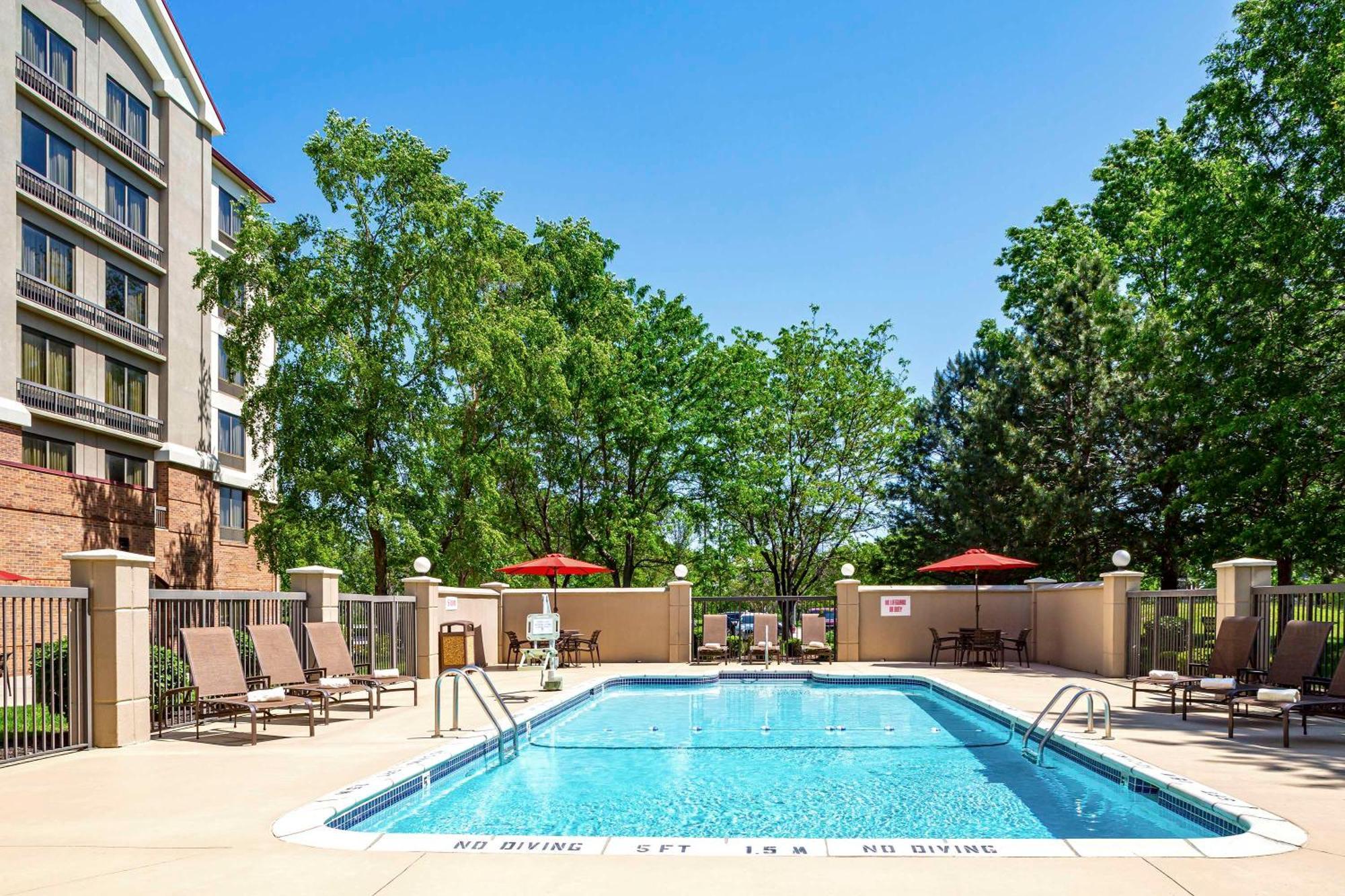 Hyatt Place Kansas City/Overland Park/Convention Center Εξωτερικό φωτογραφία
