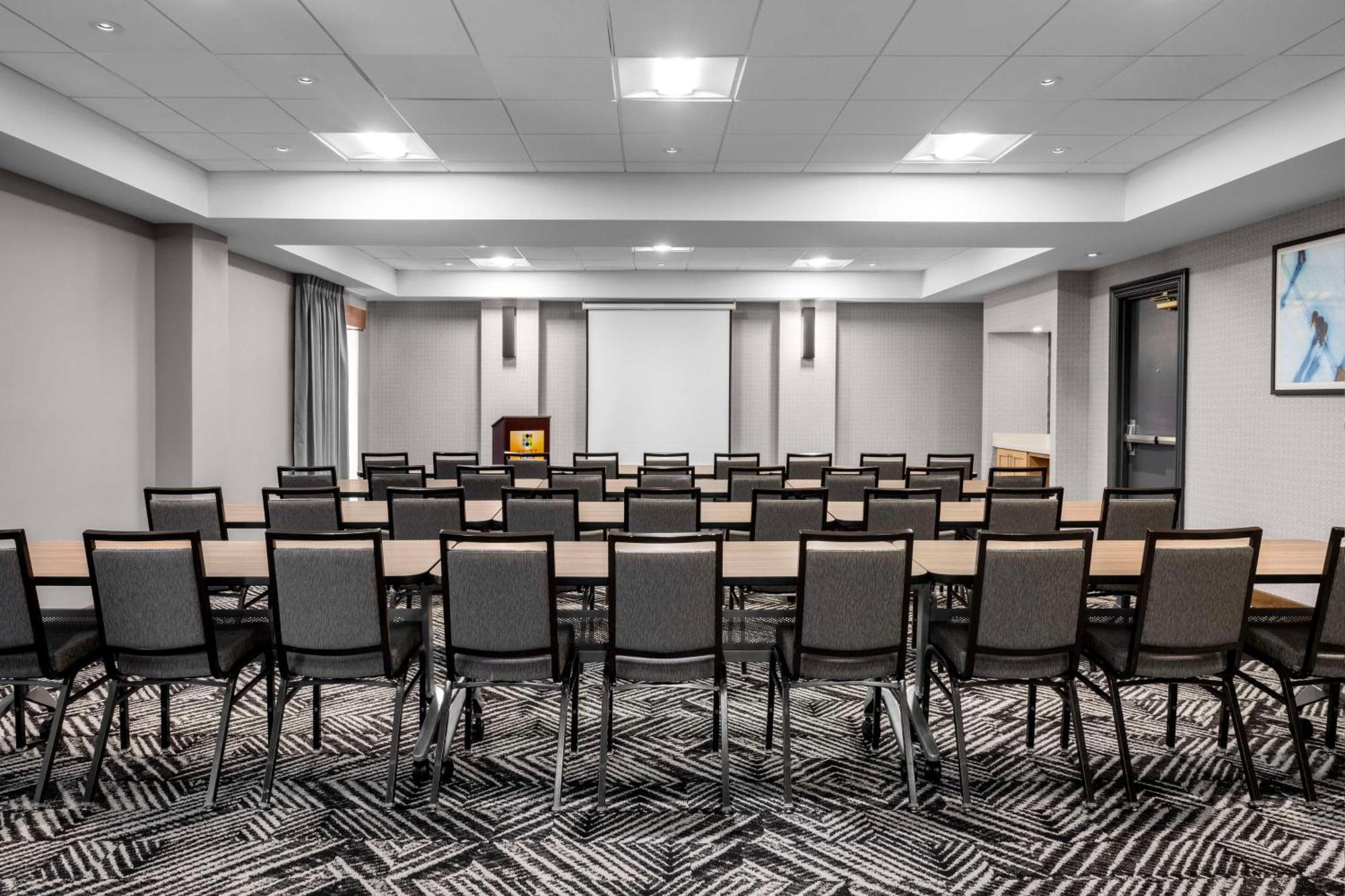 Hyatt Place Kansas City/Overland Park/Convention Center Εξωτερικό φωτογραφία